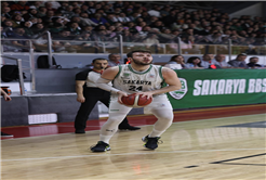 Büyükşehir Basketbol şampiyonluk kupası için parkeye çıkıyor