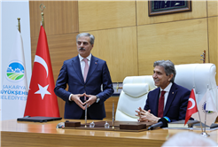 “Belediyecilikte Türkiye’ye örnek projeleri hayata geçirmenin gayretiyle çalışıyoruz”