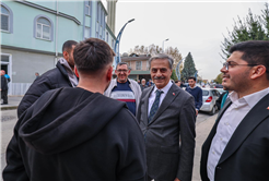 Yeni caddeler ve bağlantı yolları ile şehrimizin ulaşımına güç katıyoruz 