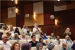 Prof. Dr. Nabi Avcı AKM’de konuştu: “Modern dünyanın bunalımını insan merkezli bakış aşar”