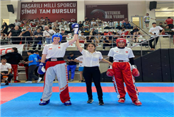 Kick Boks’ta Türkiye Şampiyonu Büyükşehir’den