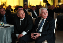 “Gayemiz günü kurtarmak değil Sakarya’nın geleceğine iz bırakmaktır”