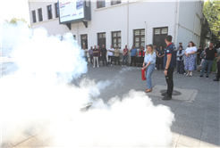 Büyükşehir çalışanlarına yangına karşı uygulamalı eğitim