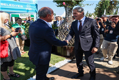 8. Uluslararası Peyzaj, Süs Bitkileri, Bahçe Sanatları ve Ekipmanları Fuarı kapılarını açtı