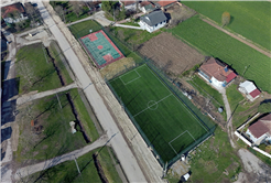 “Gençlerimizin sporla büyüyeceği 10 futbol, basketbol, voleybol sahası hazır”