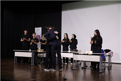 9. Liseler Arası Tiyatro Festivali’nde perde kapandı: Ödüller 7 Mayıs’ta sahiplerini buluyor
