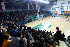 Dev Adamlar Akhisar’a karşı