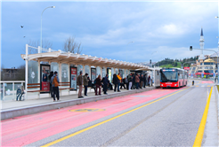 Sakarya’da metrobüsle 1 yıl: Rekor üstüne rekor kırdı….