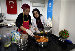 Ramazan’ın geleneksel lezzetleri SAMEK mutfağında hazırlandı