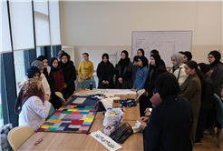 SAMEK atölyelerinde minikler seramikle, gençler tezhiple tanıştı