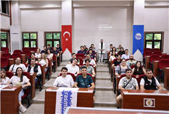 Büyükşehir’in ‘dirençli şehir’ hedefi farklı renklerden gencin ilgi odağı oldu