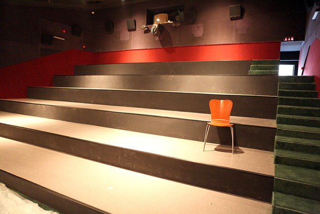 Sinema Salonları Yenileniyor