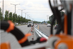 Sakarya’da yollar daha güvenli: 75 kilometre otokorkuluk, “Motorcu Dostu Bariyer”