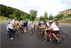 Büyükşehir geleceğin şampiyon pedallarını Ayçiçeği Vadisi’nde keşfediyor