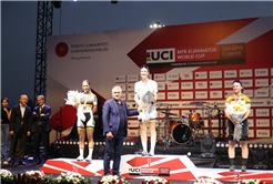 Şampiyon pedallar MTB Dünya Kupası’nda nefes kesti