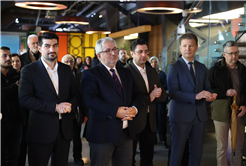 Genç sanatçıların hazırladığı “Topraktan Geleneğe Çini” sergisi OSM’de açıldı