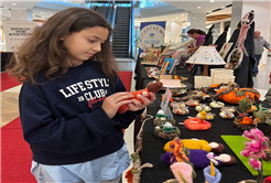 Engelsiz Hobi Atölyelerinin el emeği ürünleri Agora AVM’de sergilendi