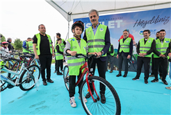 Trafik Haftası’nda pedallar şehrin merkezinde döndü