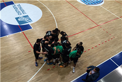 Dev Adamlar Acıbadem’e Mağlup Oldu