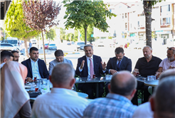 Sakarya’nın merkezine kesintisiz ulaşım artık mümkün: Alparslan Türkeş Caddesi aydınlatması ve peyzajıyla tamamlandı