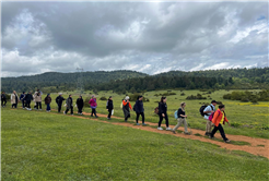 Doğa tutkunları Karagöl’ün cennet doğasını adım adım keşfetti 