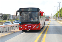 Metrobüsler Yusuf Alemdar’ın söz verdiği tarihte Sakarya yollarında