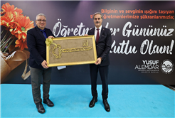 Yusuf Alemdar yarınların mimarı öğretmenlerle buluştu: “Siz medeniyetimizi geleceğe taşıyan yol göstericilersiniz”