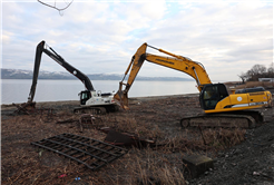 Sapanca Gölü kıyılarındaki kaçak yapılar kaldırılıyor