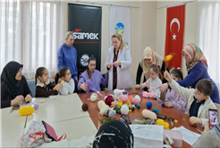 Anne, çocuk ve sanat üçlemesiyle unutulmaz ara tatil