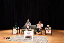 “Ruh Öküzüm” sahnedeydi, tiyatroseverler salonu doldurdu