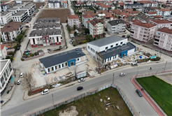 Arifiye Yüzme Havuzu ve Gençlik Merkezi hızla tamamlanıyor