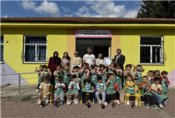 Minik bahçıvanlar çiçeklerle geleceği şekillendiriyor 