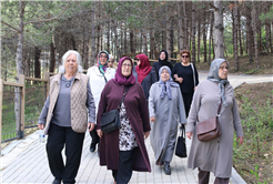 YADEM yaşlıları sağlıklı yaşam için Huzur Koridoru’nda yürüdü 