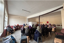 Büyükşehir’in “Kadın Kadına” projesi 16 ilçede sahada