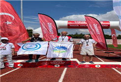 Büyükşehir sporcularından gururlandıran başarı
