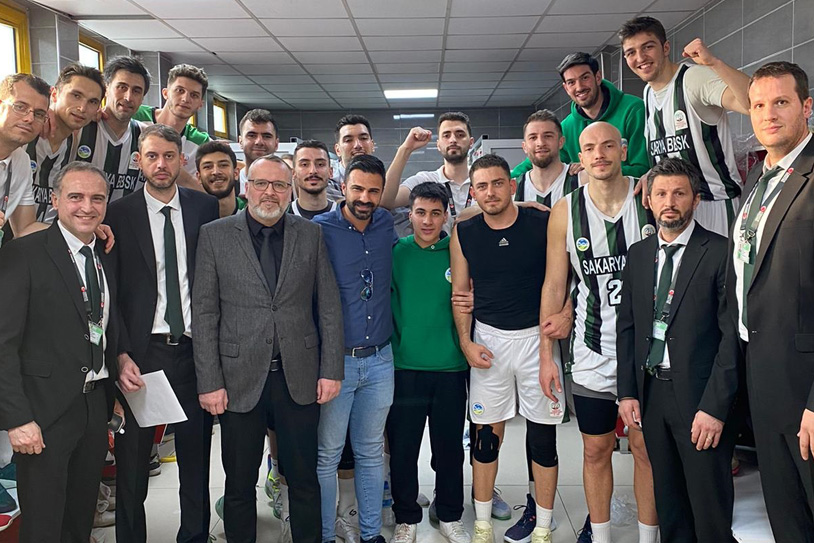 Büyükşehir Basketbol son 16’da dolu dizgin: 82-77