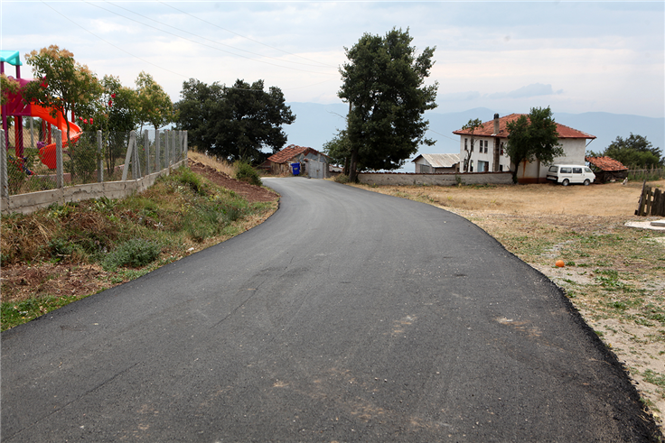 Pamukova’da 7 mahalleye daha sıcak asfalt