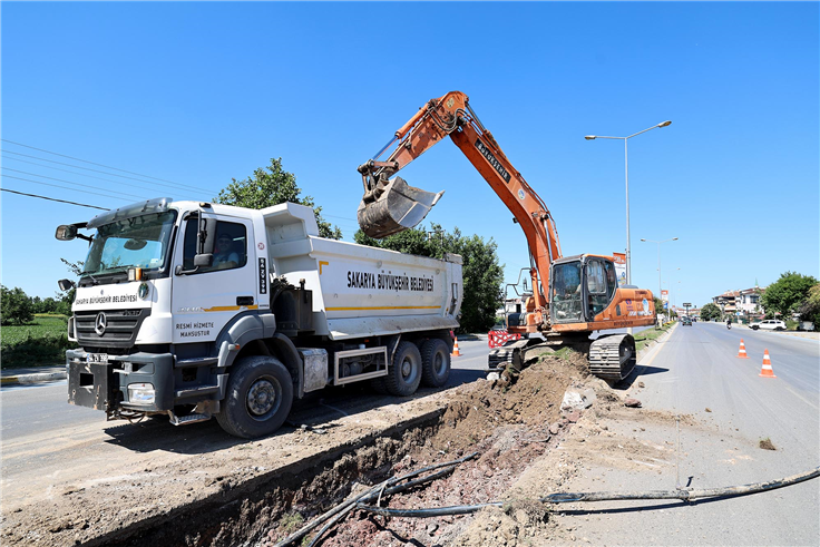 Büyükşehir, Eski Kipa Kavşağı’nı yeni duble yol bağlantısına hazırlıyor