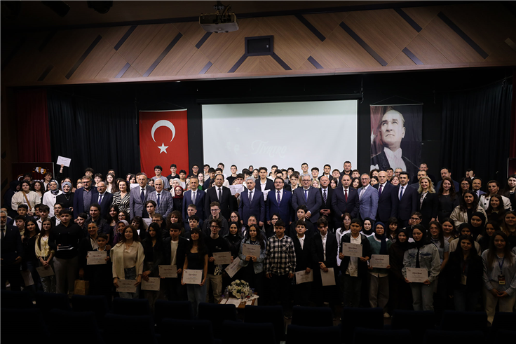 Liselilerin sanat dolu festivali ödül töreni ile taçlandı