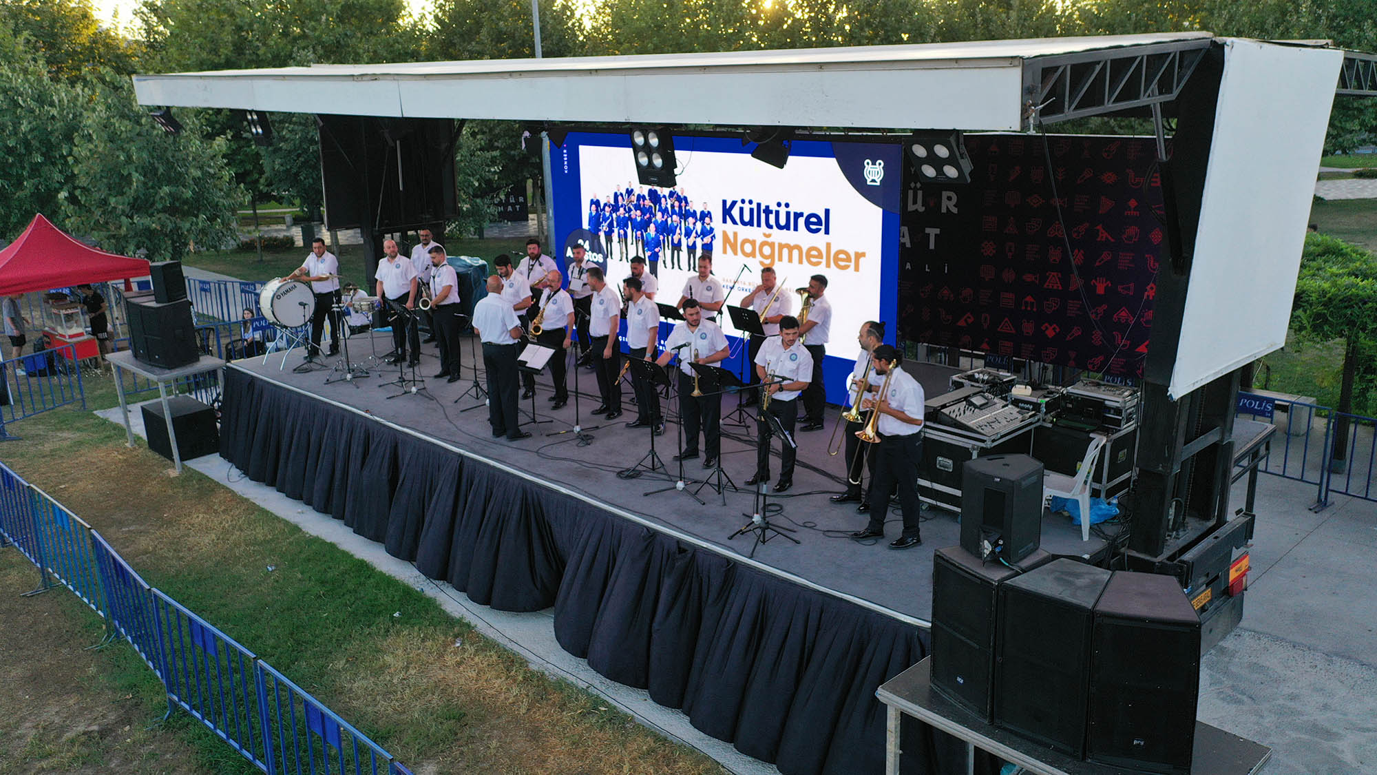 Sakarya’da yaz konserleri başlıyor: Öykü Gürman, Fettah Can, Ezginin Günlüğü, 90’lar pop… 