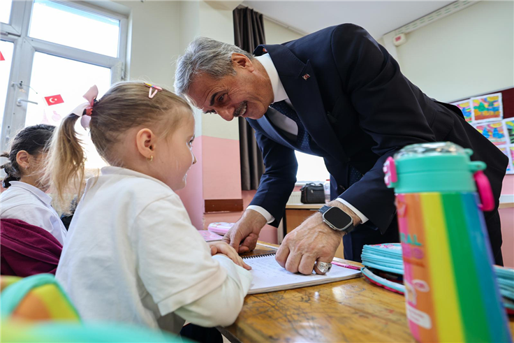 Minik Ravza arkadaşlarına verdiği ‘Yusuf Alemdar’ı getireceğim’ sözünü tuttu